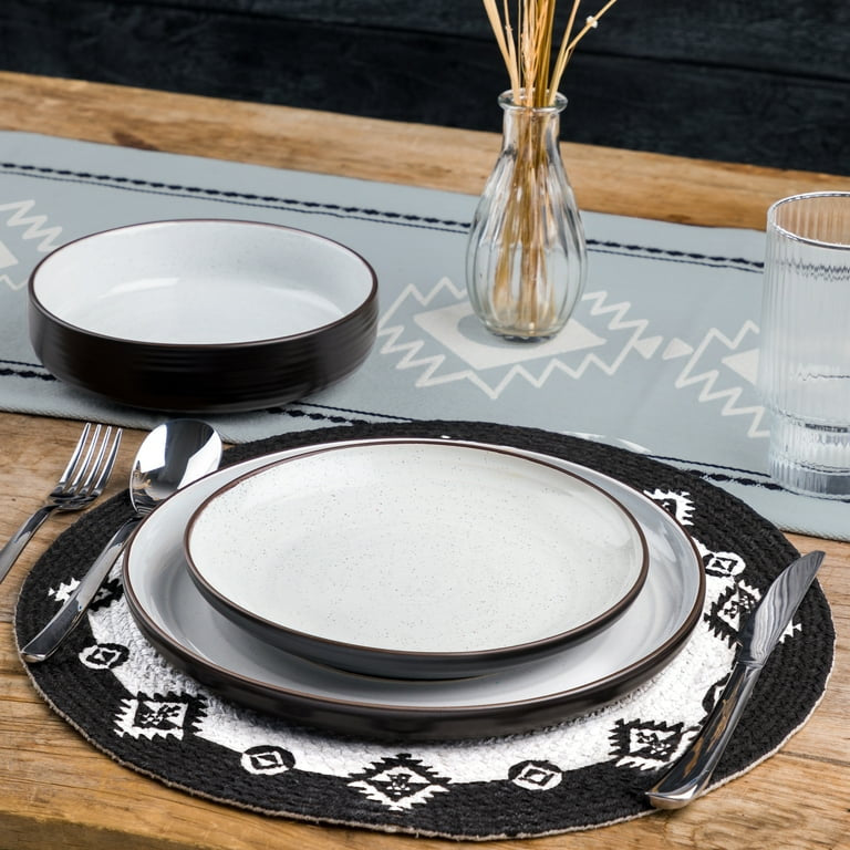 Yellowstone Round Placemat, Beth Collection